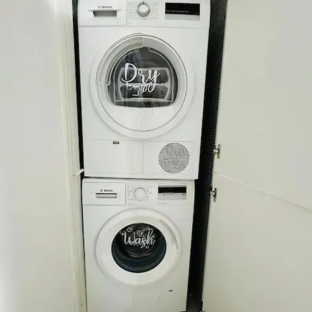 Nest - In Apartment *